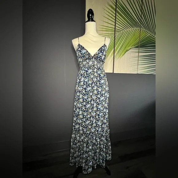 Lush Smocked Cami Floral Print Maxi Dress - Picture 3 of 7